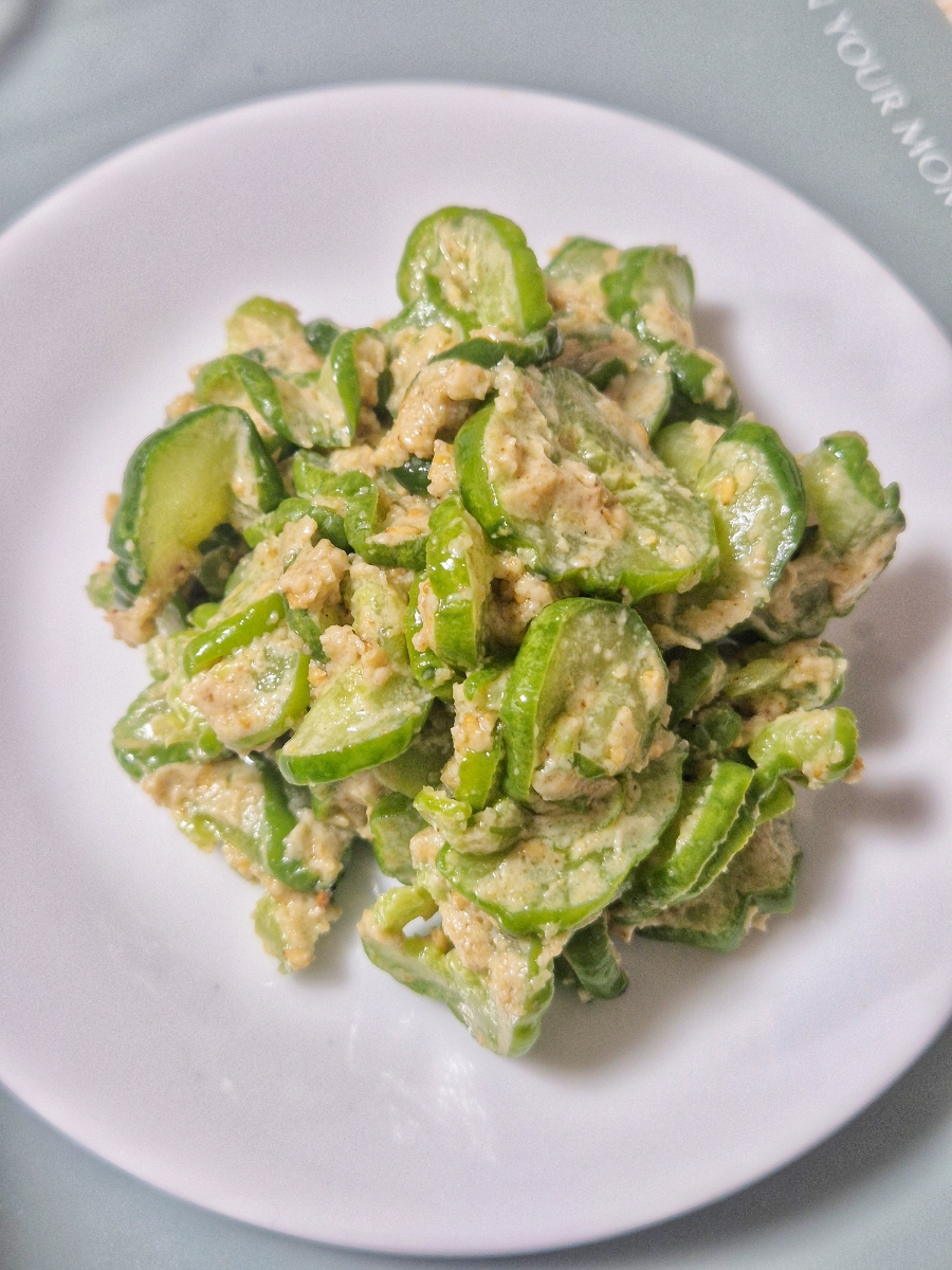 Cucumber Perilla Salad (Oi Deulkkae Muchim) Recipe photo 1