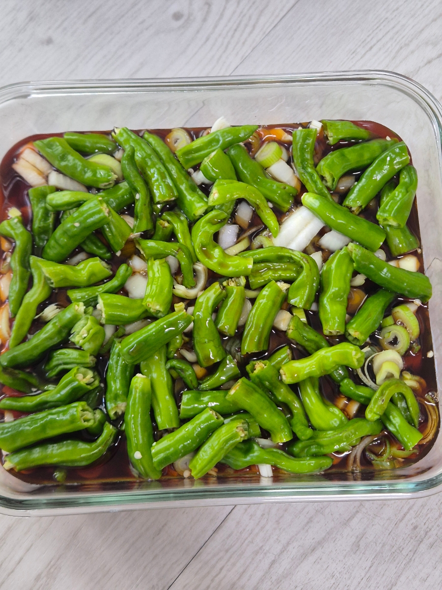 Gyeranjang Recipe: Korean Soy Sauce Marinated Eggs photo group 2