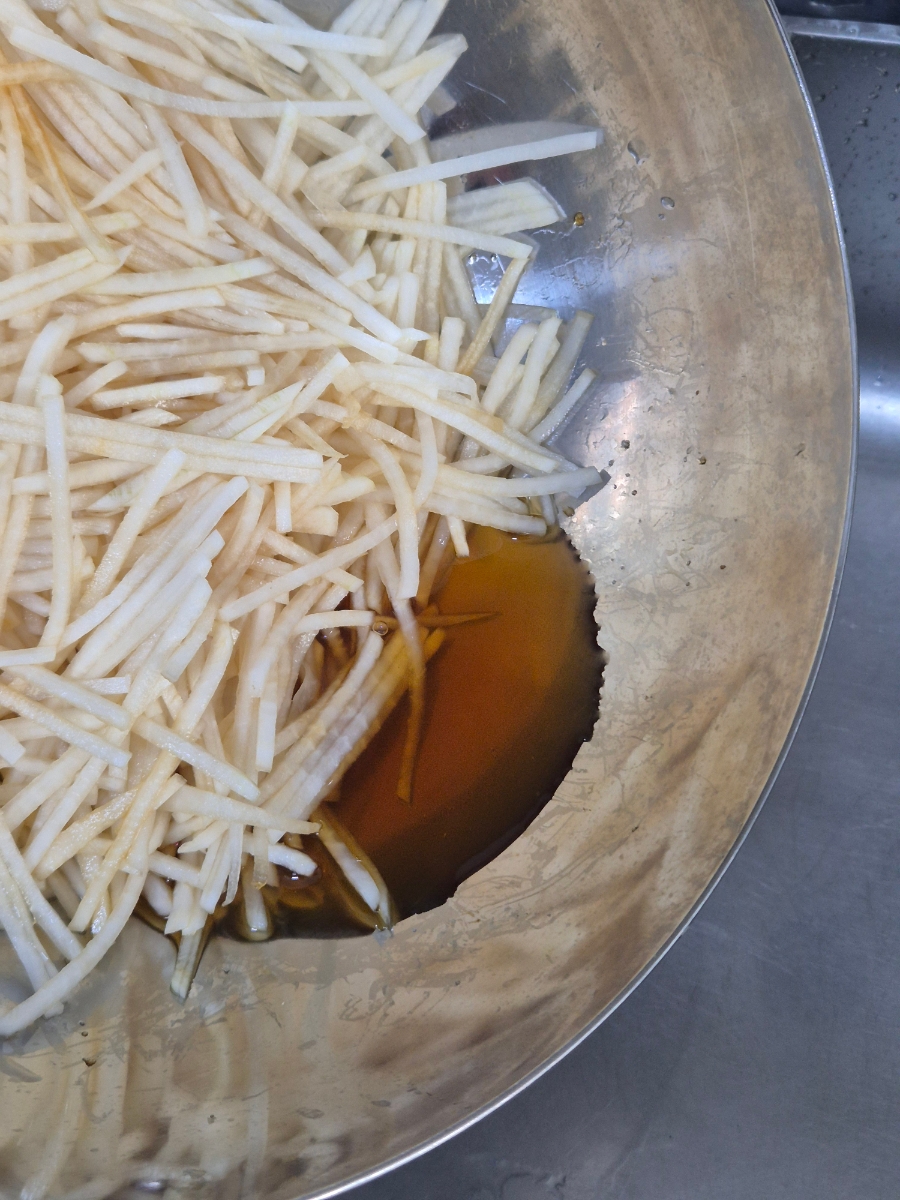 Musaengchae Recipe: Korean Spicy Radish Salad photo 4