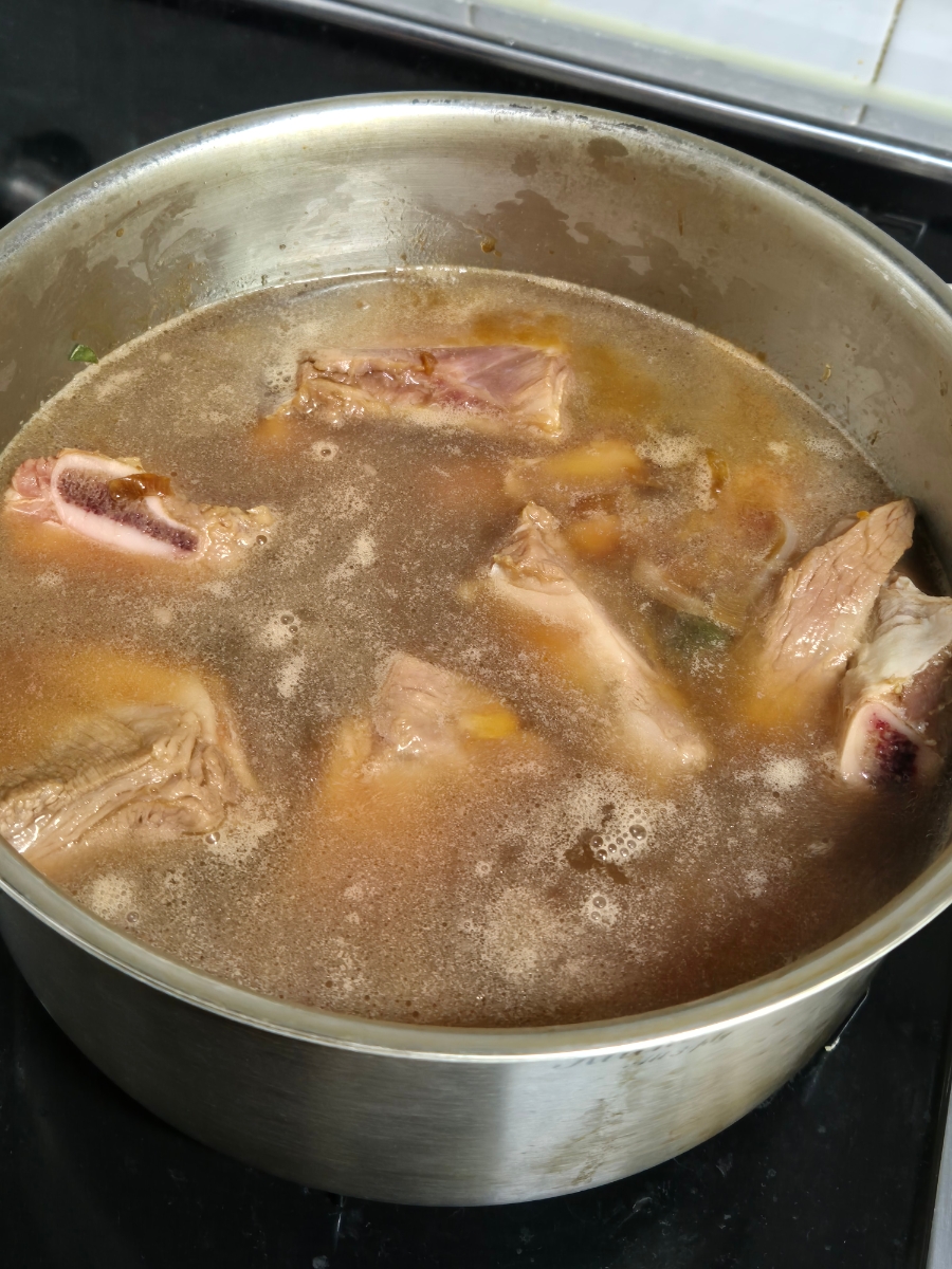 Super Simple Braised Beef Short Ribs (Sogalbijjim) Recipe photo group 6